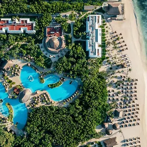 Iberostar Waves Paraiso Del Mar Resort