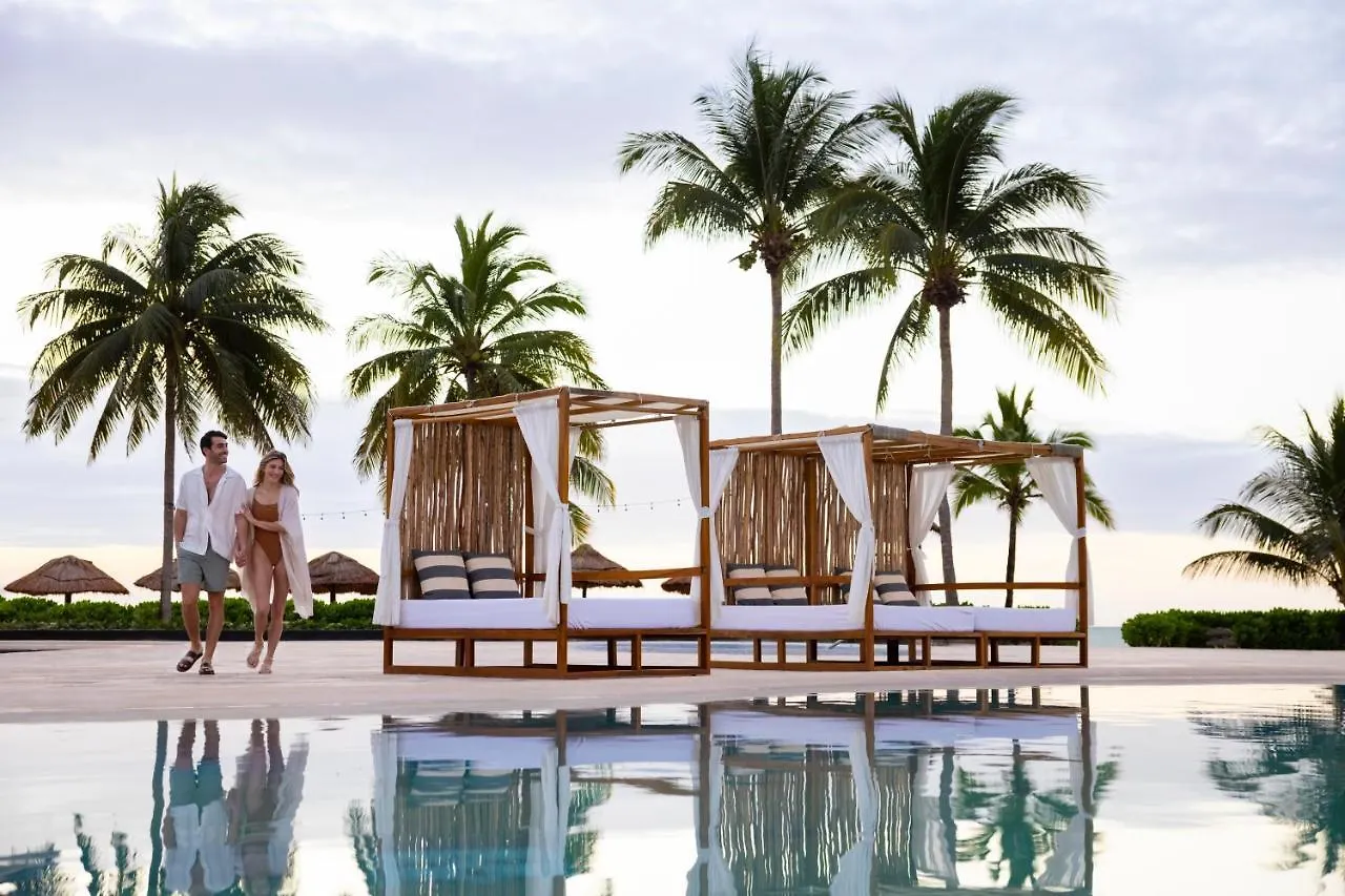 Hyatt Zilara Riviera Maya Adults Only All-Inclusive Lafitte Station touristique